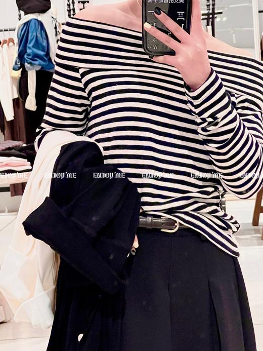 【门店同款】春季小心机一字肩上衣 150306144 商品图3