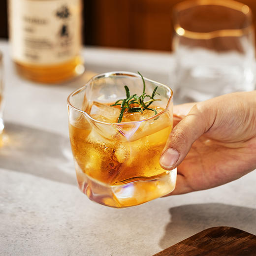 摩登主妇玻璃杯威士忌酒杯高级感洋酒杯子日式喝酒杯ins风啤酒杯 商品图2