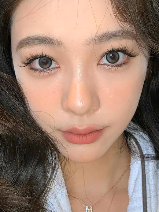 【日抛】玛瑙黑晶Bollycon  中直径14.2 着色直径13.4 (同品牌多盒更划算，选款色板在详情页内）基弧8.7 商品图1