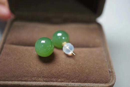 18K金镶和田玉碧玉耳钉-圆珠9+ 商品图0