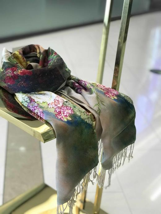 优品堂【雅致】真丝＋丝绒双面披肩围巾两用 商品图2