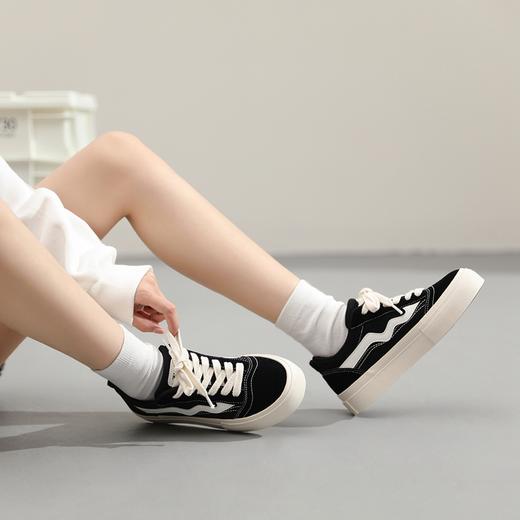 ZHR撞色拼接厚底板鞋女2023新款学院经典黑白运动休闲鞋韩版百搭 商品图0