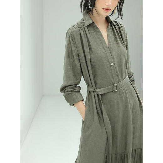 【限时秒杀】COCOBELLA肌理褶皱莱赛尔连衣裙轻熟女夏气质长袖衬衫裙FR915C 商品图1