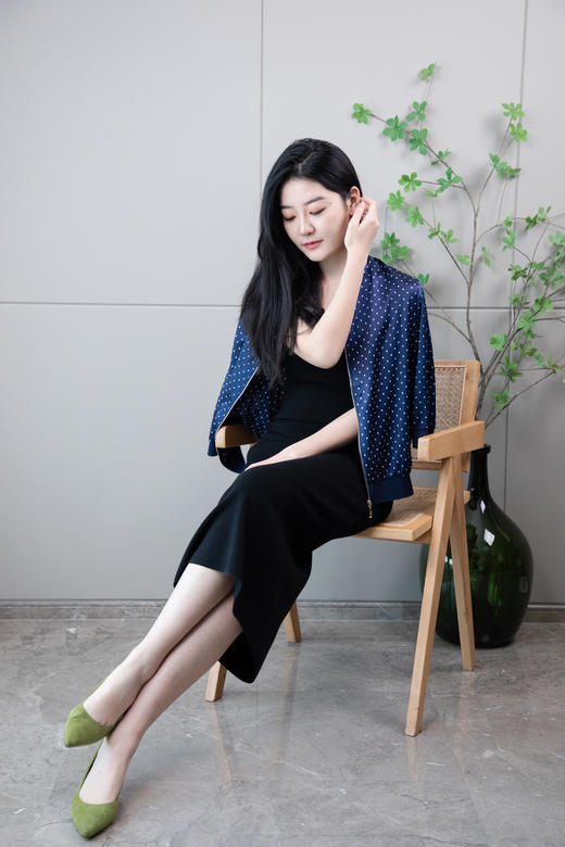 优雅修身羊毛吊带 商品图3