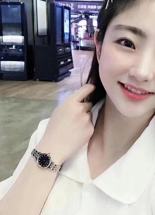 🇺🇸999包邮！Armani阿玛尼钢链石英女表AR11222，宝蓝表盘点缀11颗水晶犹如夜空中闪烁✨的星星 商品图5