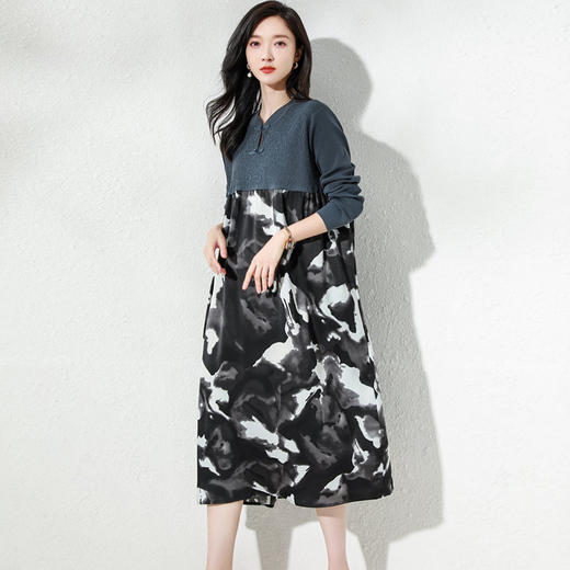 QYZLM58617 长裙子显瘦遮肉微胖针织连衣裙 超长款印花拼接修身显瘦裙子 商品图3