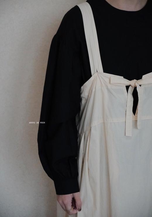 （4折）FRANCESCA卡其白黑色圆领上衣 商品图2