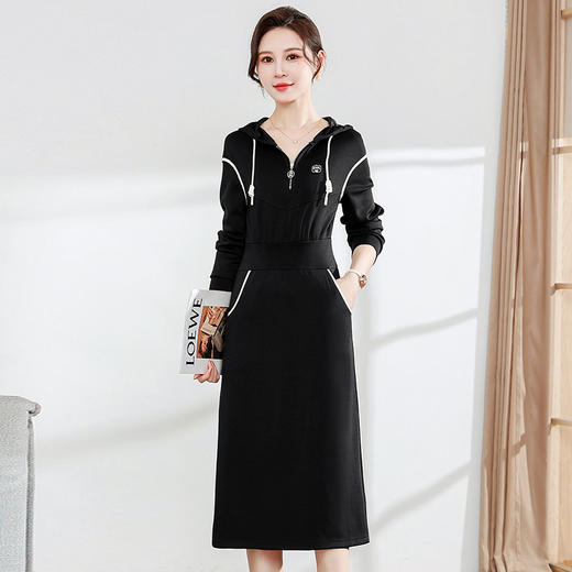 简约收腰时尚连帽休闲A字裙时髦裙子QYM-23MT11 商品图1