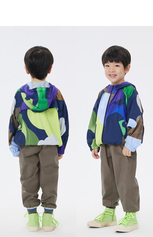 jnby  23年春款  原创印花轻薄短款风衣  1N3912770 商品图8