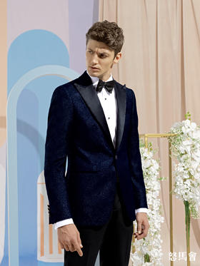 Stylbiella 羊毛混织提花蓝色礼服全麻衬套装