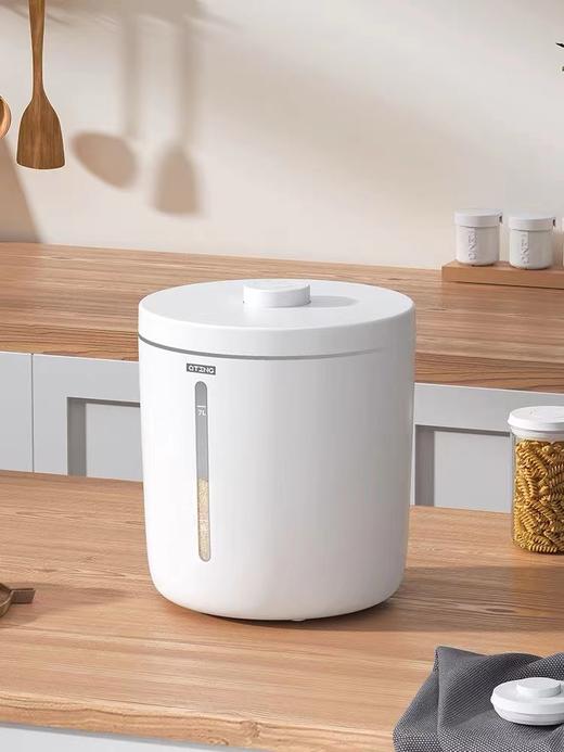 【按压密封】【阿福精选，大厂出品】装米桶防虫防潮密封加厚米缸盒面桶大米面粉储存罐家用收纳储米箱 商品图0