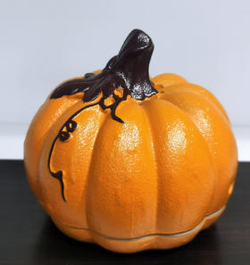 南瓜°陶瓷香炉（损坏）