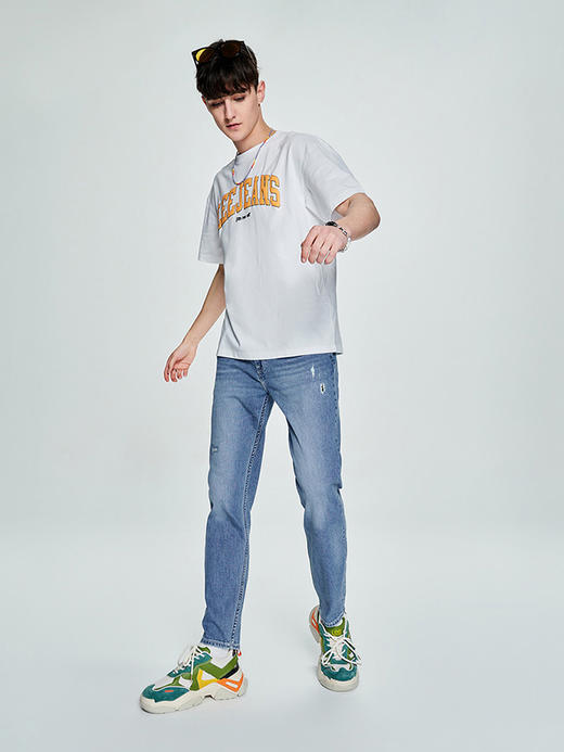 LEE 新品舒适印花圆领男女同款短袖T恤LUT0051013RX 商品图3