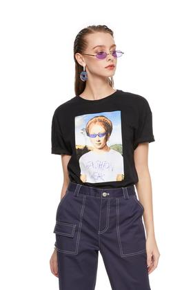 Bershka 人物图案黑色T恤 5409