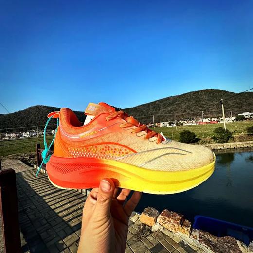 夜跑运动系列！柜1000+透气防臭鞋面 男女运动休闲鞋 商品图0