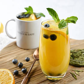 冰新鲜水果龙井茶 Fresh Fruit Longjing Tea(Ice)