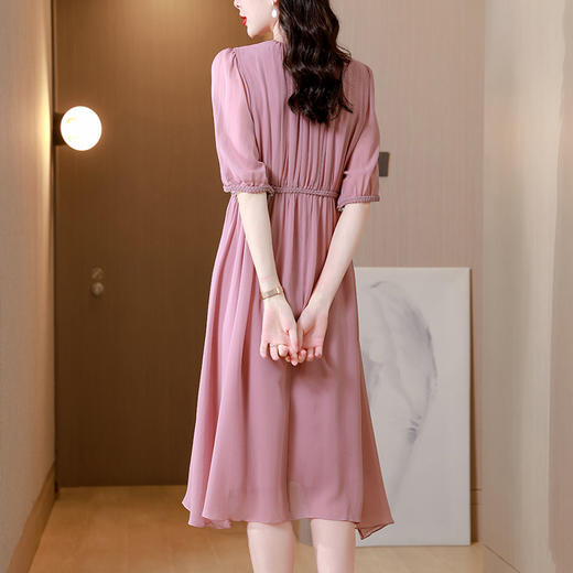 时尚气质感纯色显白长裙AHM-yjr1897 商品图3