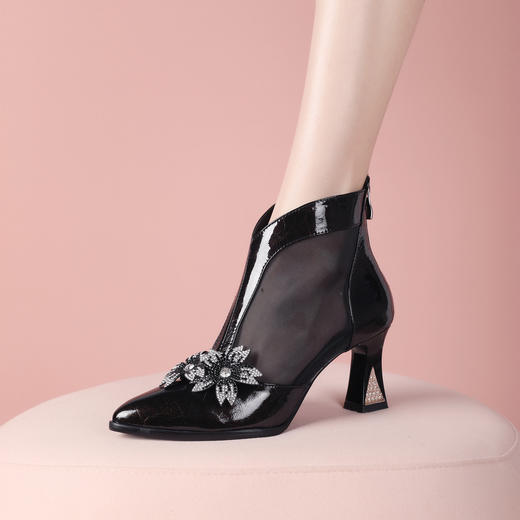 漆皮尖头花朵水钻粗跟，网纱透气凉靴JJ-D868 商品图4