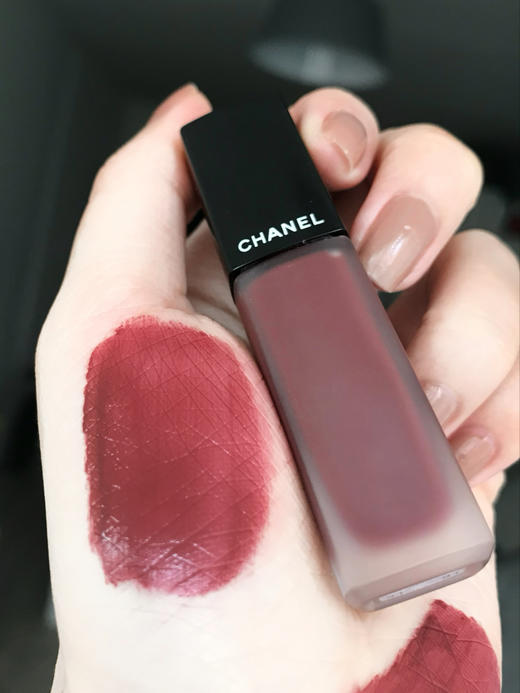 【国内现货 】CHANEL香奈儿唇釉226 商品图0