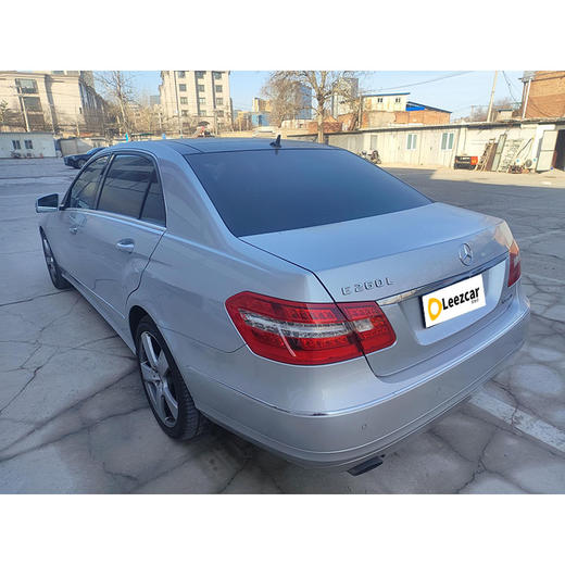 奔驰 E 260L CGI时尚型【长租-北京】 商品图4