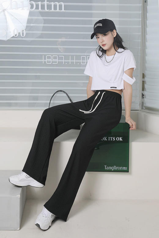 香小狐-2023春夏新款云朵宅版阔腿直筒裤松紧腰百搭日常 商品图1