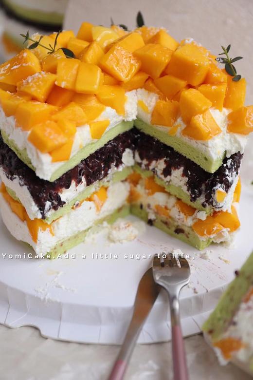 斑斓椰香血糯米芒果蛋糕 商品图1