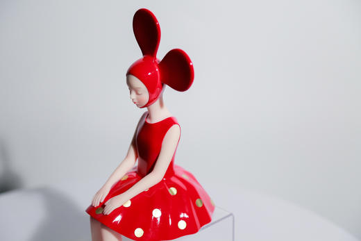 红金波点坐姿然女孩 商品图2