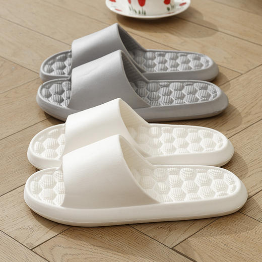 【夏季无忧 时尚6色！】超舒适情侣按摩防滑凉拖鞋 夏季浴室凉拖鞋 居家室内舒适软底拖鞋情侣女家用四季浴室洗澡轻便室外穿凉拖鞋 商品图2
