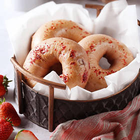 草莓贝果 Strawberry Bagal