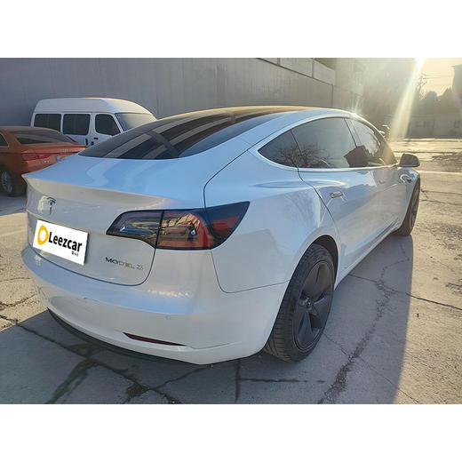 特斯拉 Model 3 长续航后轮驱动版【长租-北京】 商品图4