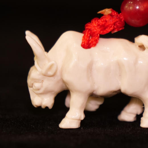 猛犸牙兽牛《扭转乾坤》 2.5cm*1cm 非物质文化遗产【一艺之间推荐】 商品图2