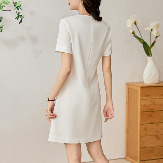 修身显瘦，遮肉气质名媛范新重工钉珠A字连衣裙WLZD-23011001 商品图2