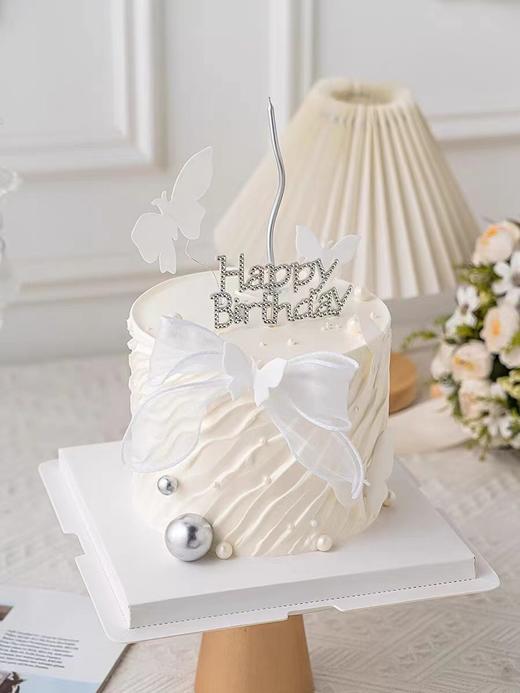 6寸加高蝴蝶蛋糕 商品图0