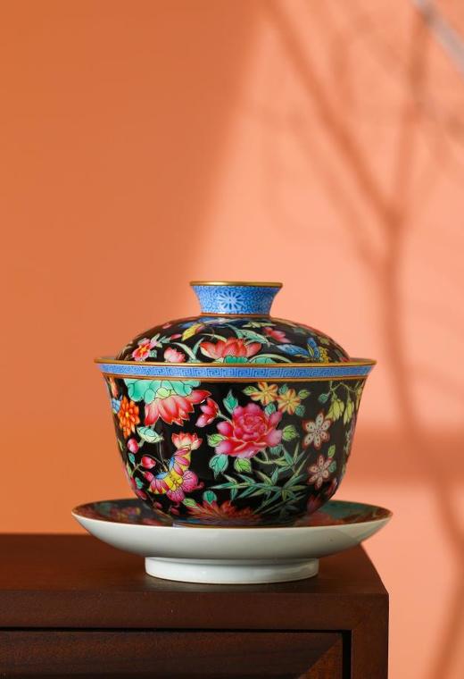 黑底珐琅蝶恋花盖碗 商品图0