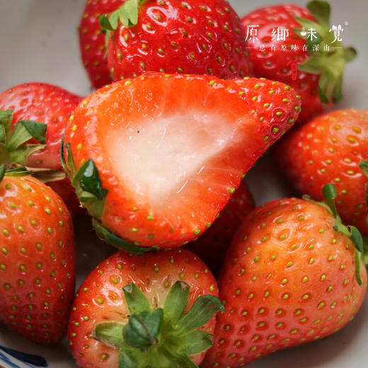有机草莓（基地直发-顺丰包邮）| 2斤大小混装，来自张家口，生产者：李鹏飞，【合作生产，公平贸易】 商品图3