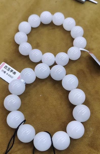 和田玉白玉圆珠单颗（不退换）-14mm