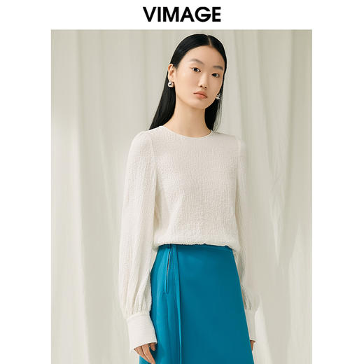 VIMAGE纬漫纪春季季新品圆领简约大方小上衣V1913547 商品图2