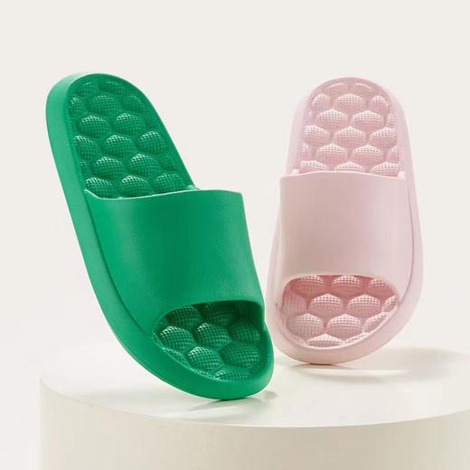 【夏季无忧 时尚6色！】超舒适情侣按摩防滑凉拖鞋 夏季浴室凉拖鞋 居家室内舒适软底拖鞋情侣女家用四季浴室洗澡轻便室外穿凉拖鞋 商品图5