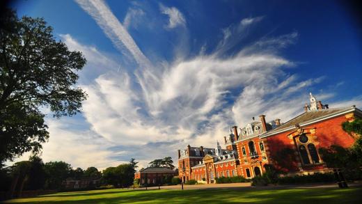 【暑假英国】惠灵顿公学双周16天25升级游学版,体验英式教育,游学牛津\温莎\大英博物馆|10-17岁 商品图0