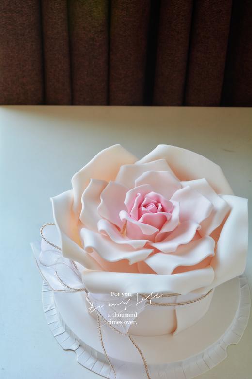 玫瑰花蛋糕（提前1天预约） 商品图0