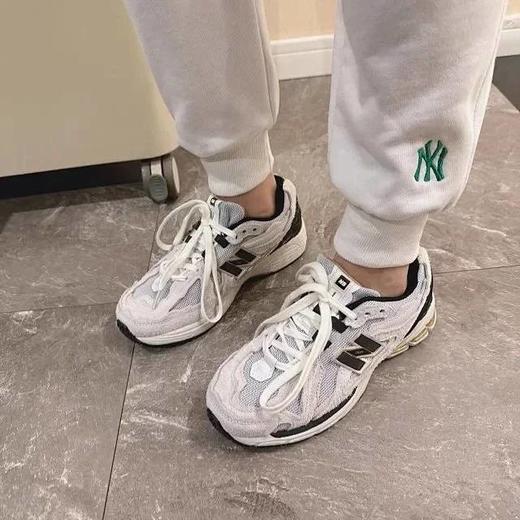 1906D系列休闲运动鞋 商品图1