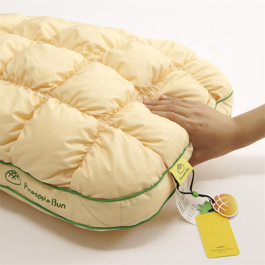顶柔护颈面包格菠萝枕，睡起来如同天然酵母醒发的菠萝包般松软、舒服 商品图3