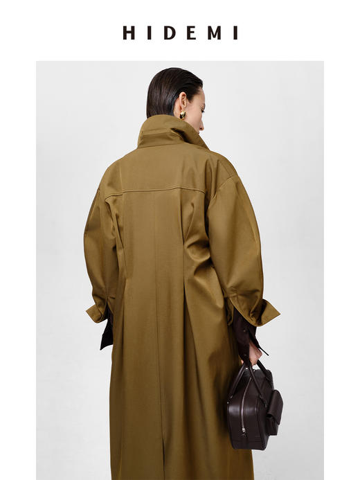 HIDEMI 军绿色斜纹廓形袖极简设计感纽扣腰带式长款风衣外套 商品图8