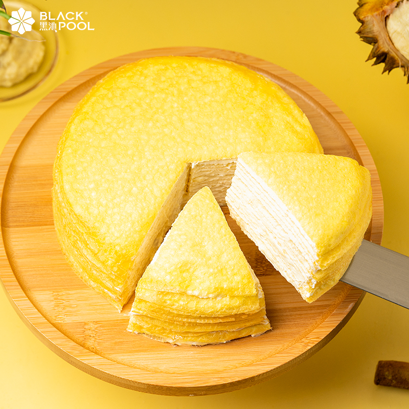 【榴莲千层】一口就上瘾，皮软有嚼劲，一口一口吃不停