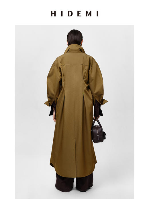 HIDEMI 军绿色斜纹廓形袖极简设计感纽扣腰带式长款风衣外套 商品图9