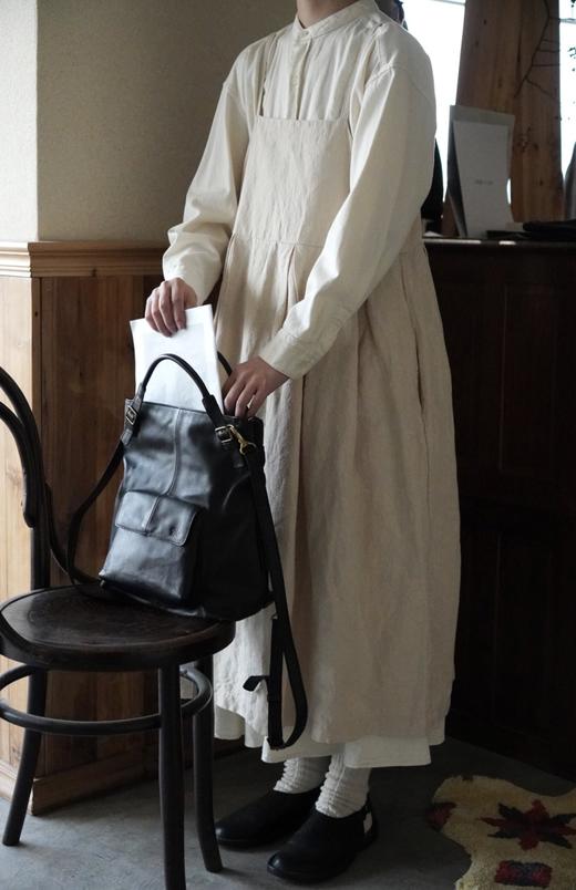 ROBE de PEAU黑白吊带裙 商品图13