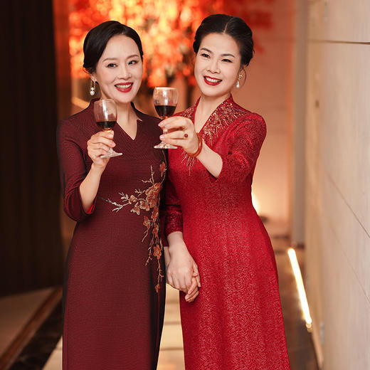 MLY礼服女酒会改良旗袍婚庆年会贵夫人红色连衣裙 商品图0