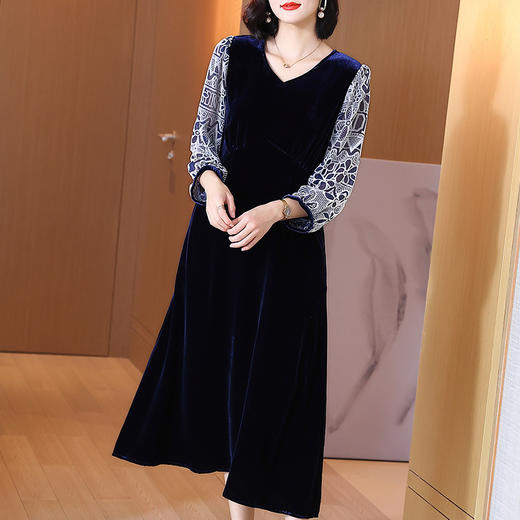 KDS-8919真丝丝绒连衣裙时尚V领拼接烧花七分袖连衣裙 商品图2