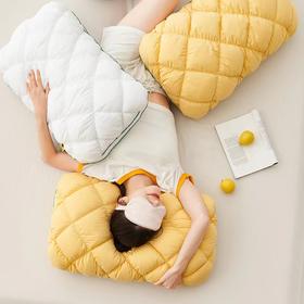 顶柔护颈面包格菠萝枕，睡起来如同天然酵母醒发的菠萝包般松软、舒服