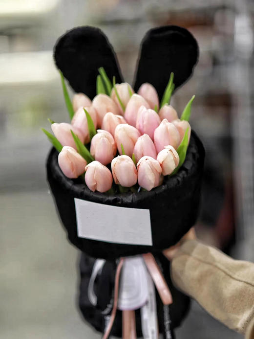 LUCKY 兔 U----10支19支粉色郁金香兔儿花束黑绒毛包装二选一 商品图2